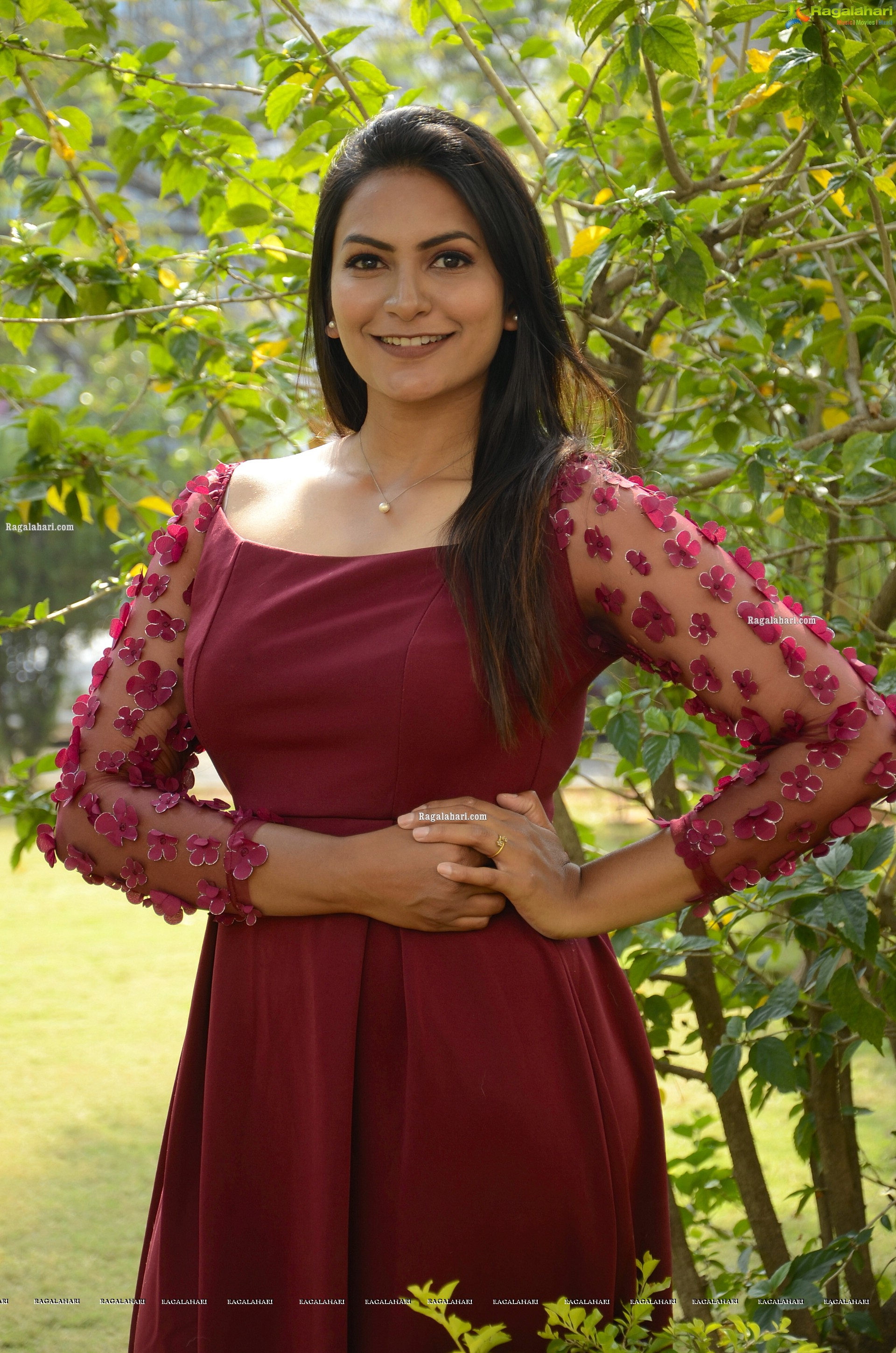 Swetaa Varma at MAD Movie Trailer Launch, HD Photo Gallery (Mark for Delete)