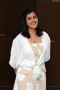 Varalaxmi Sarathkumar at Naandhi Movie Appreciation Meet