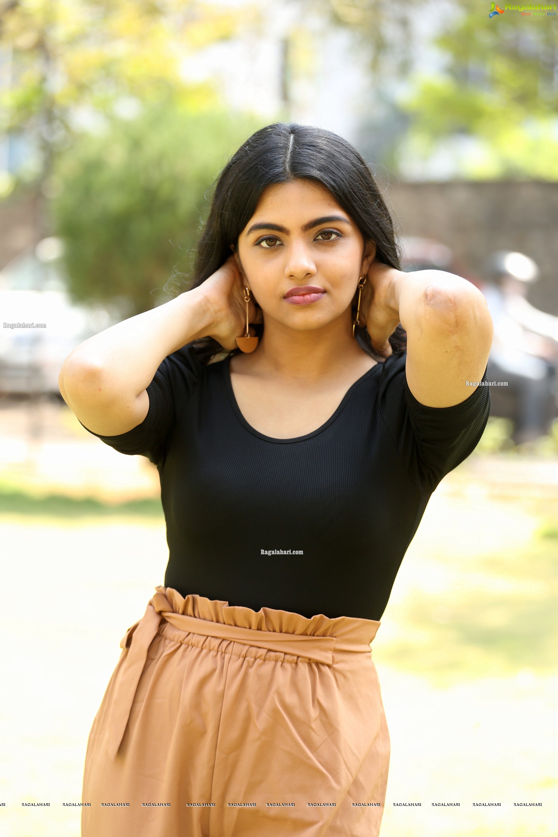 Wafa Khatheeja Rahman at Gangs Of 18 Press Meet, HD Photo Gallery