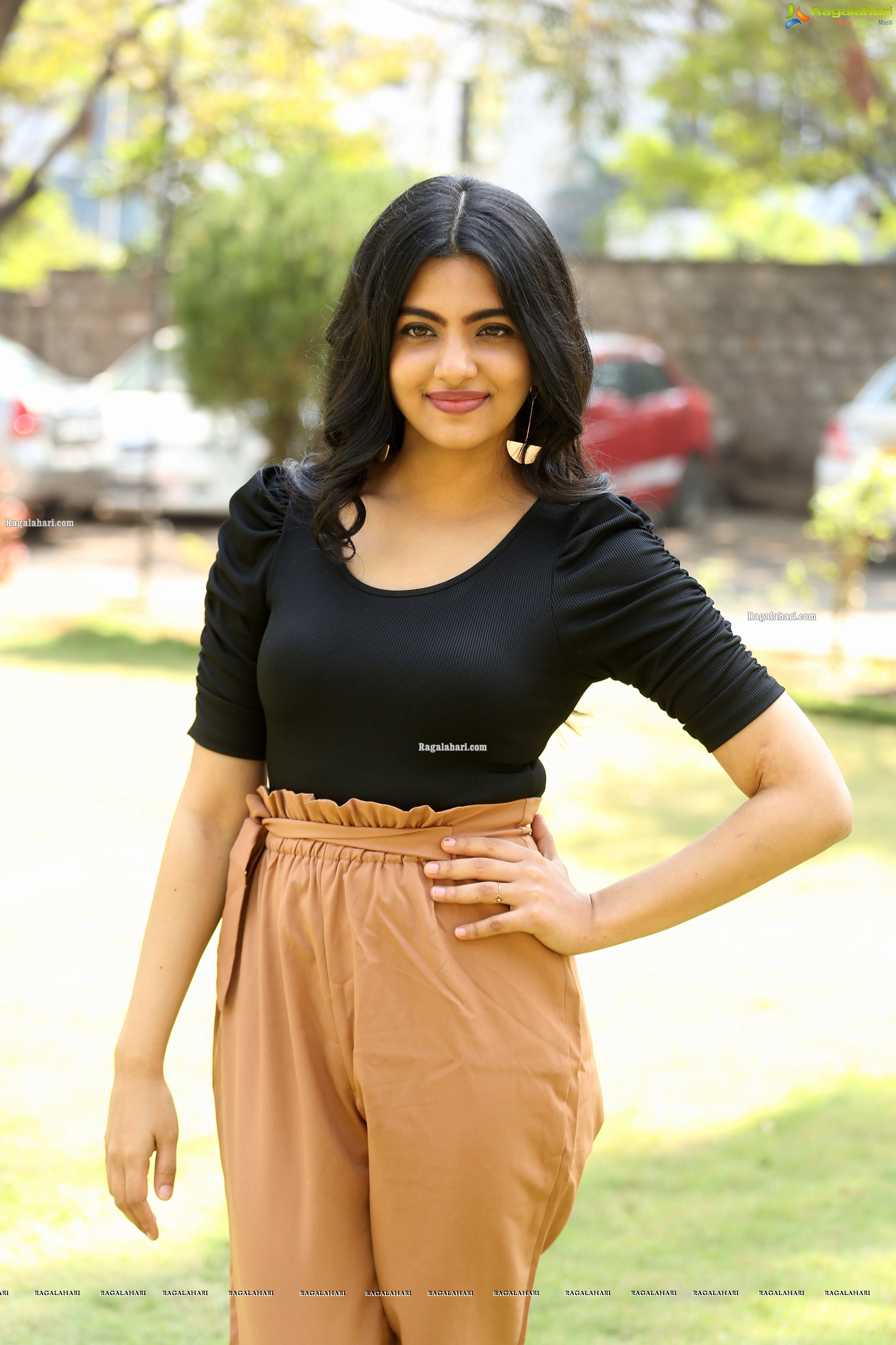 Wafa Khatheeja Rahman at Gangs Of 18 Press Meet, HD Photo Gallery