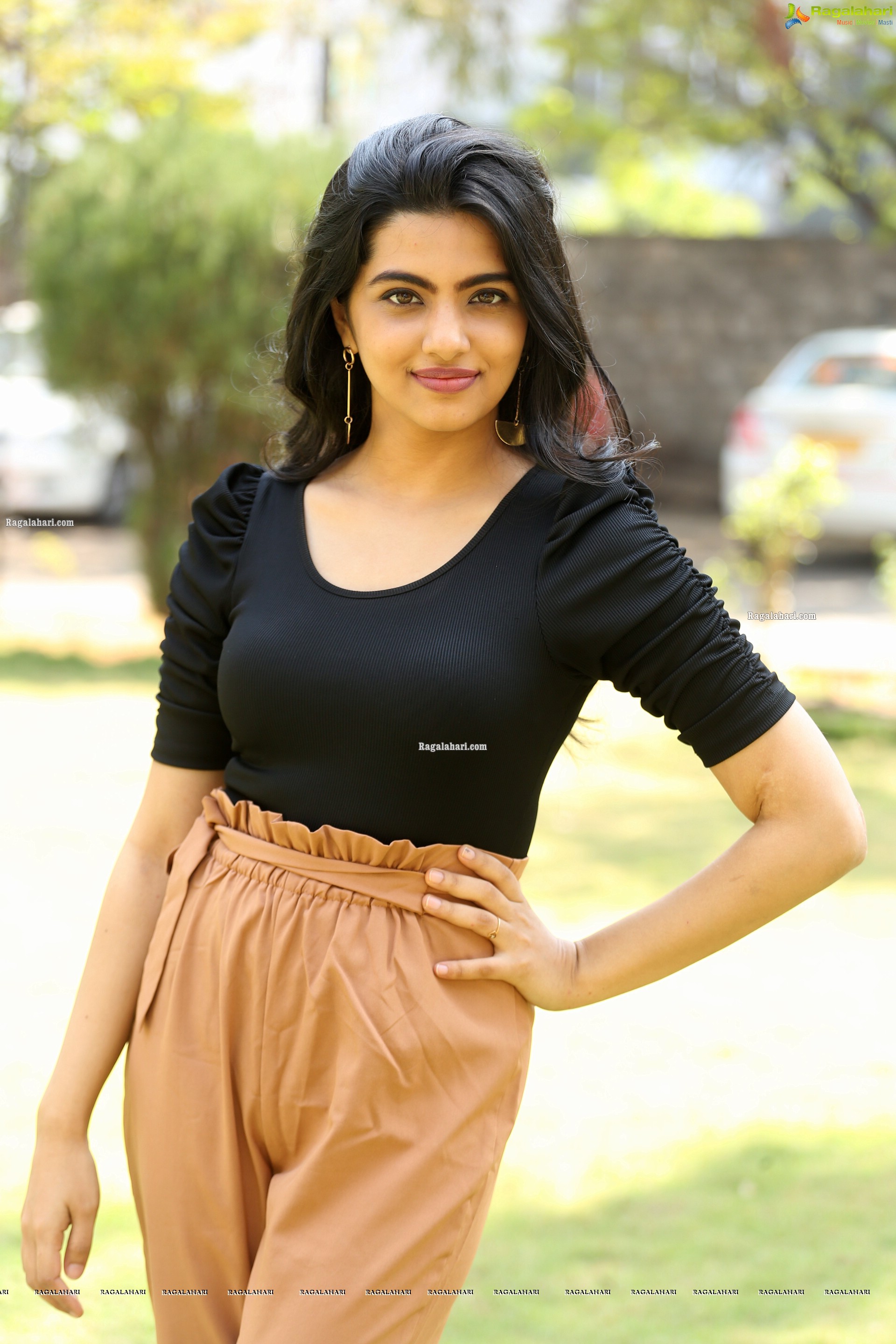 Wafa Khatheeja Rahman at Gangs Of 18 Press Meet, HD Photo Gallery