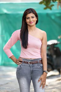 Sweta Singh in Baby Pink One Shoulder Top and Jeans