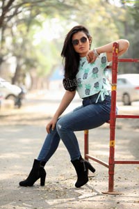 Vaanya Aggarwal in Skyblue Pineapple Print Crop Top