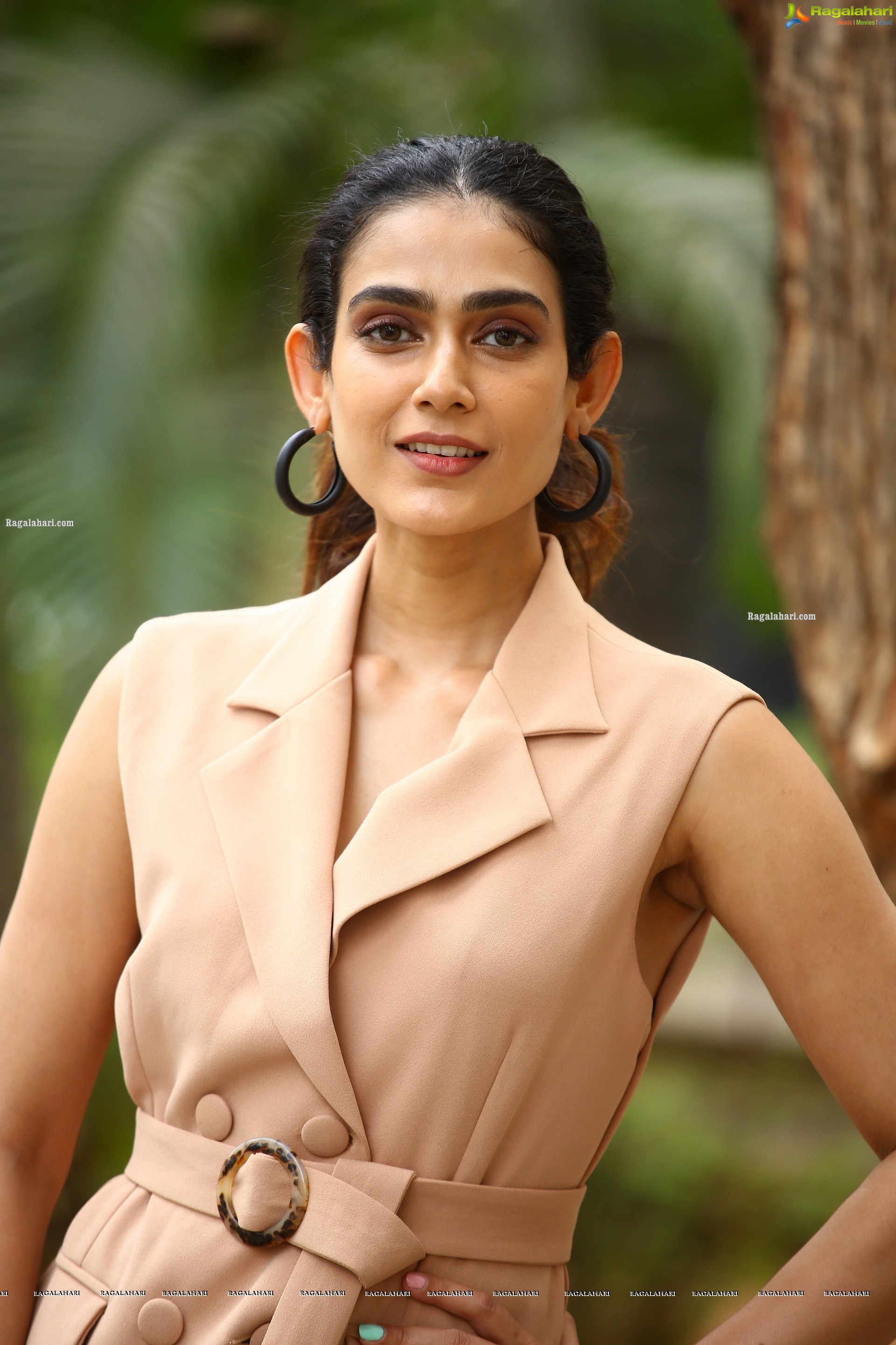 Aakanksha Singh at Clap Movie Press Meet, HD Photo Gallery