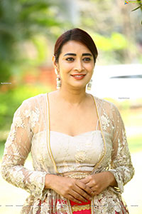 Bhanu Sri at Nallamala Movie Trailer Launch