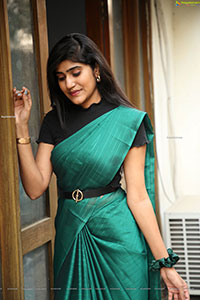 Bindu Nuthakiy in Beautiful Green Saree