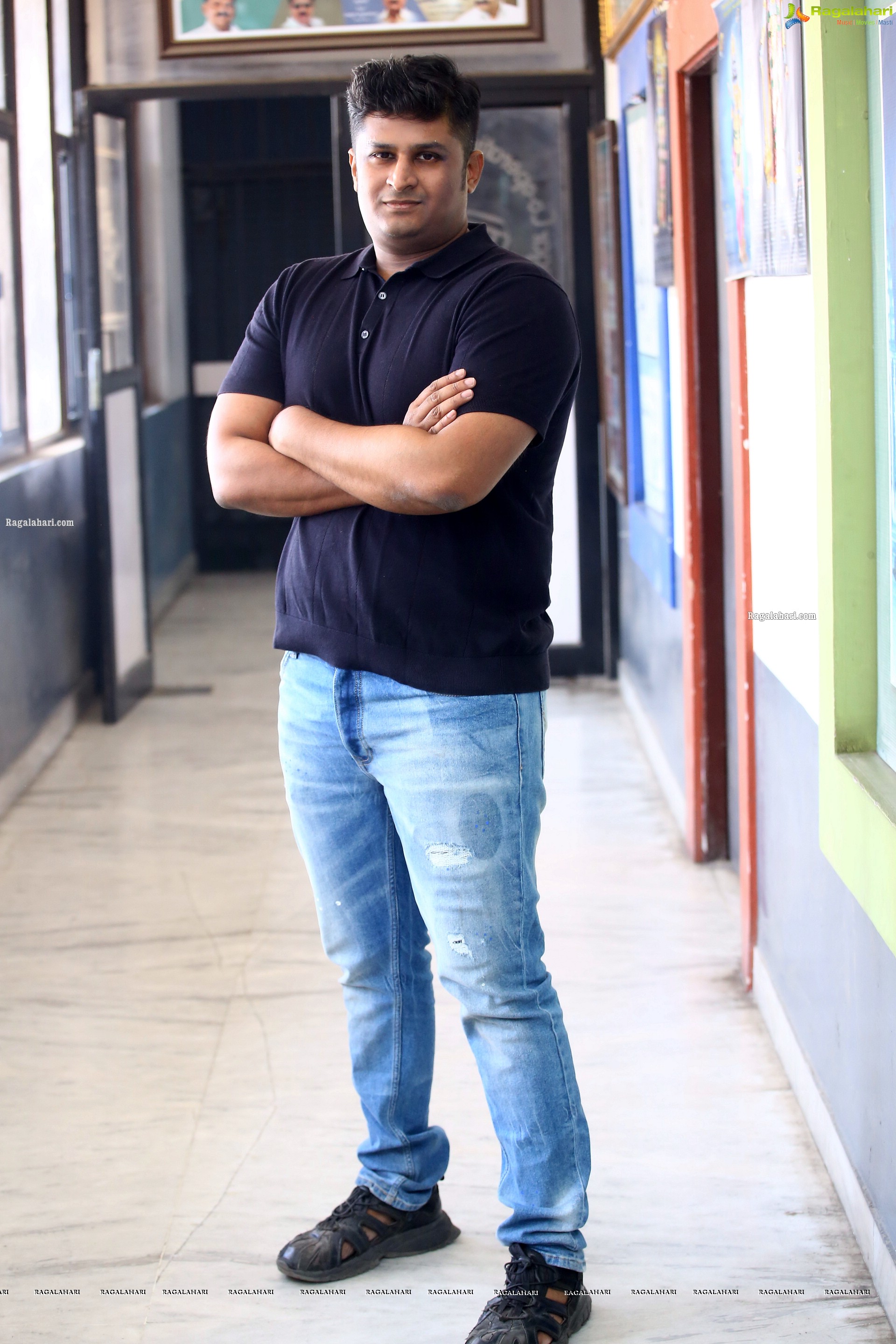 Director TG Keerthi Kumar at Malli Modalaindi Movie Interview, HD Photo Gallery