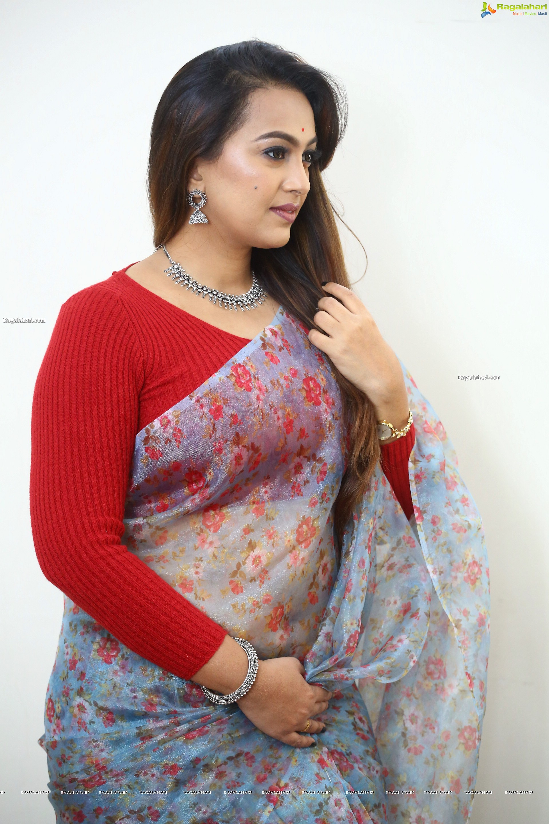 Ester Valerie Noronha at #69 Movie Interview, HD Photo Gallery