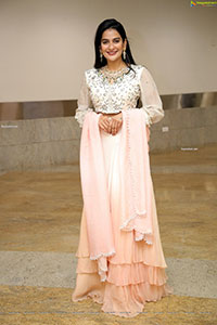 Jenny Honey in White Designer Lehenga