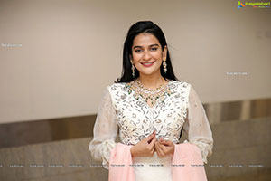 Jenny Honey in White Designer Lehenga