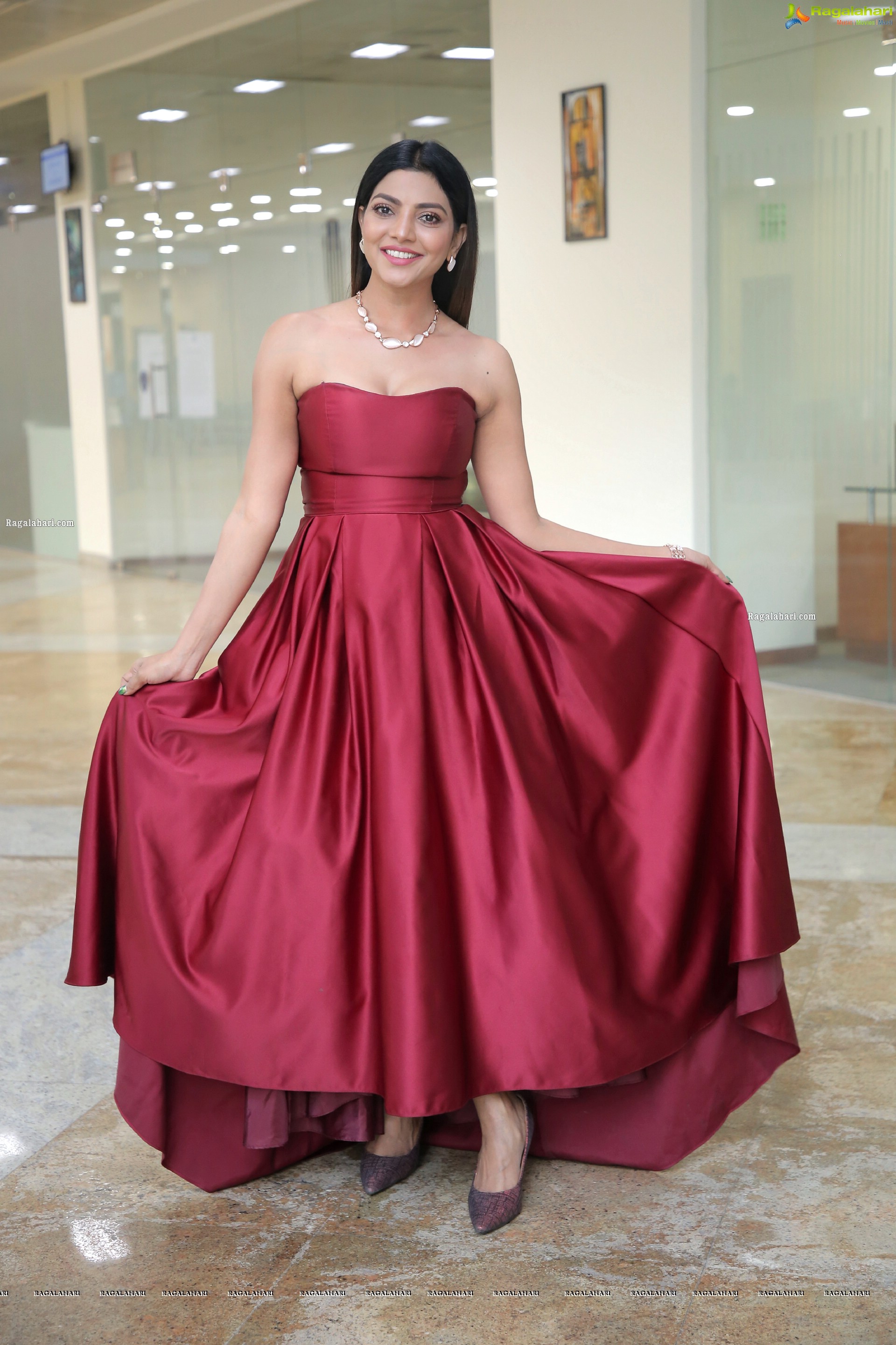 Lahari Shari in Red Off Shoulder Dress, HD Photo Gallery