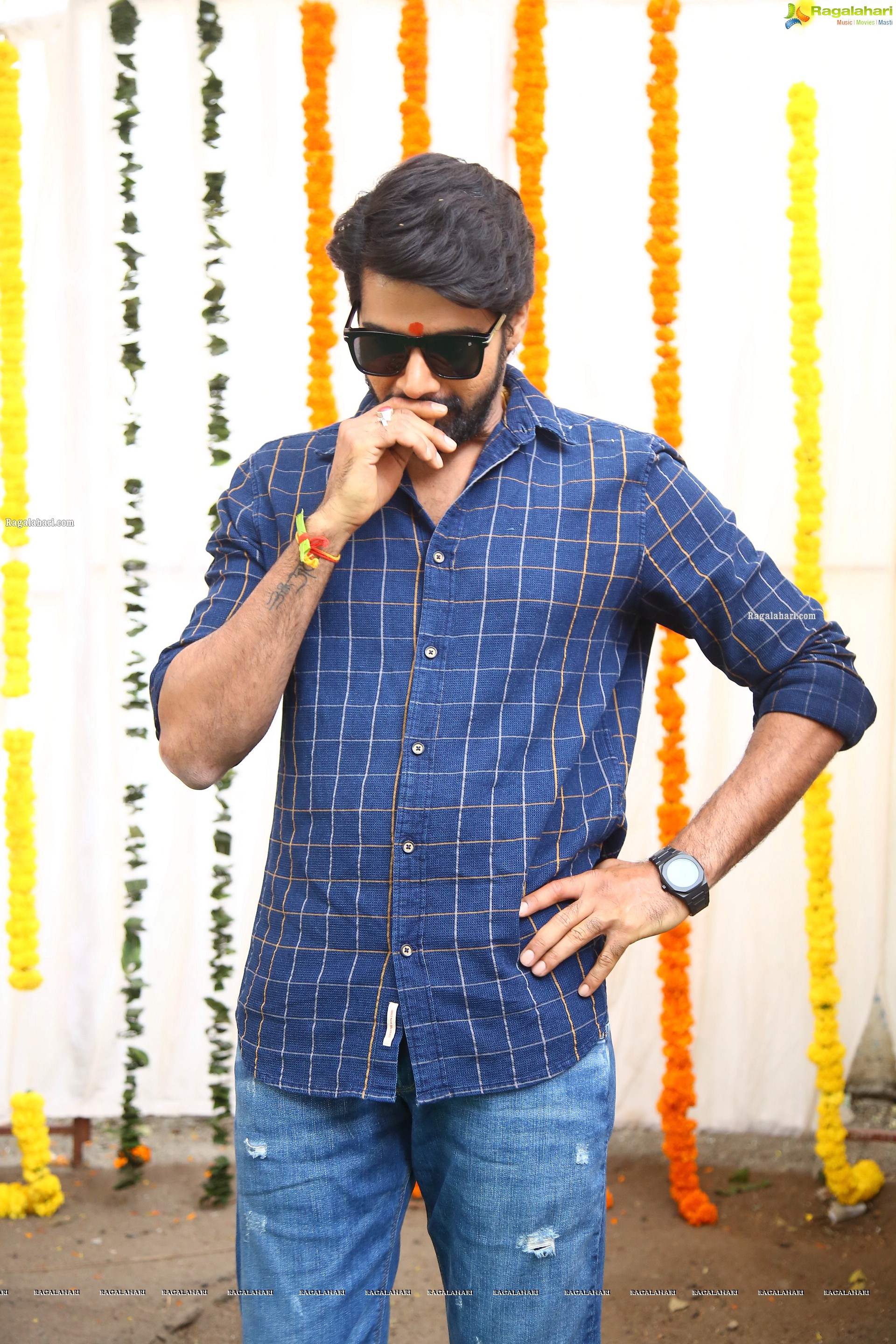 Naveen Chandra at New movie Opening, HD Photo Gallery