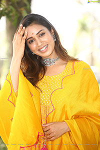 Nivetha Pethuraj at Das Ka Dhamka Movie Opening