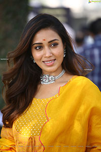 Nivetha Pethuraj at Das Ka Dhamka Movie Opening