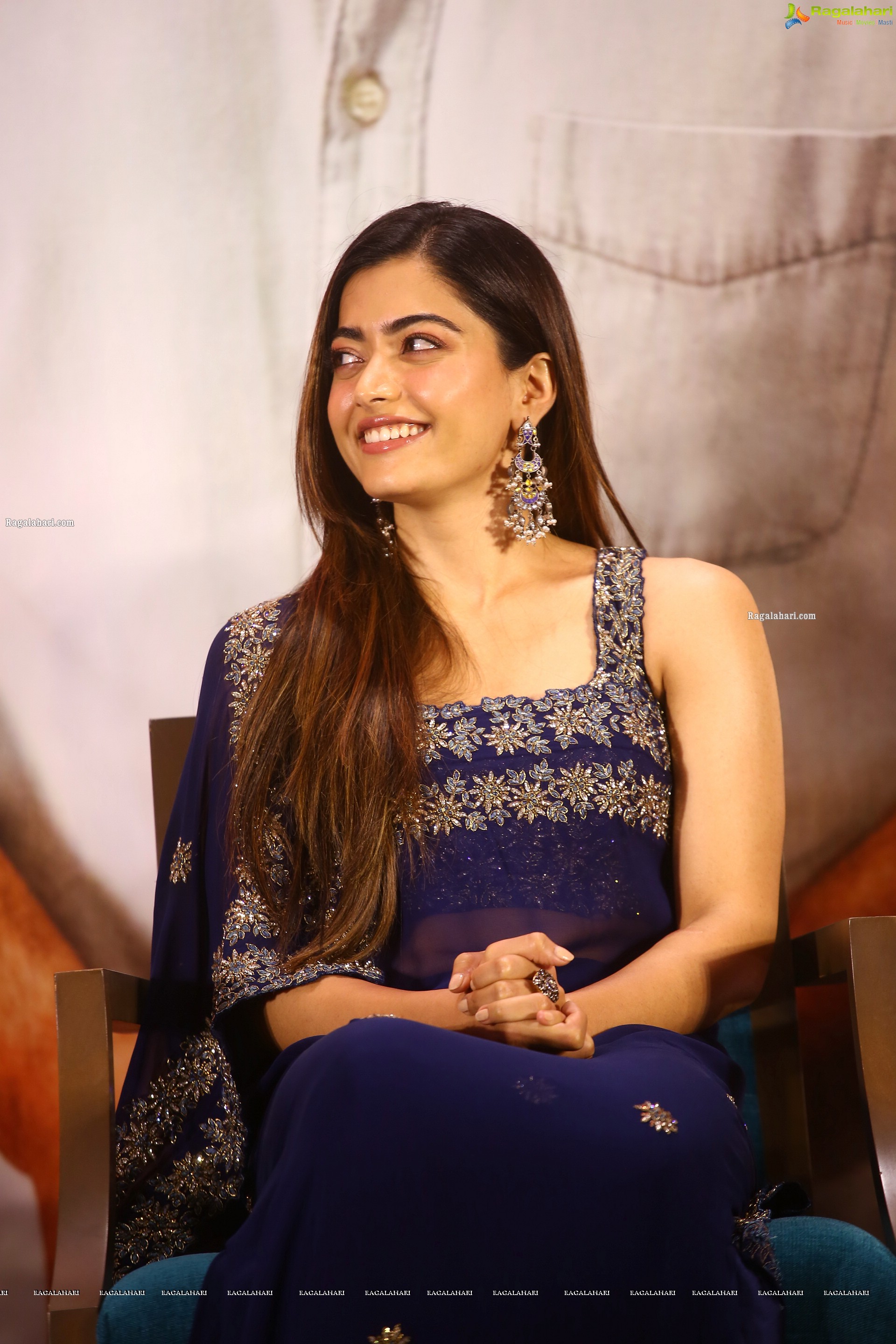 Rashmika Mandanna at Aadavallu Meeku Joharlu Movie Pre-Release Press Meet