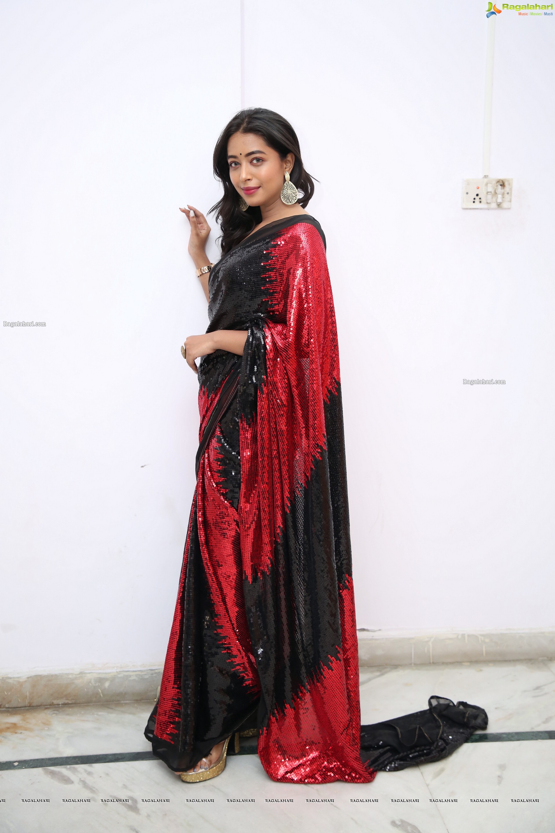 Rittika Chakraborty in Black and Red Saree, HD Photo Gallery