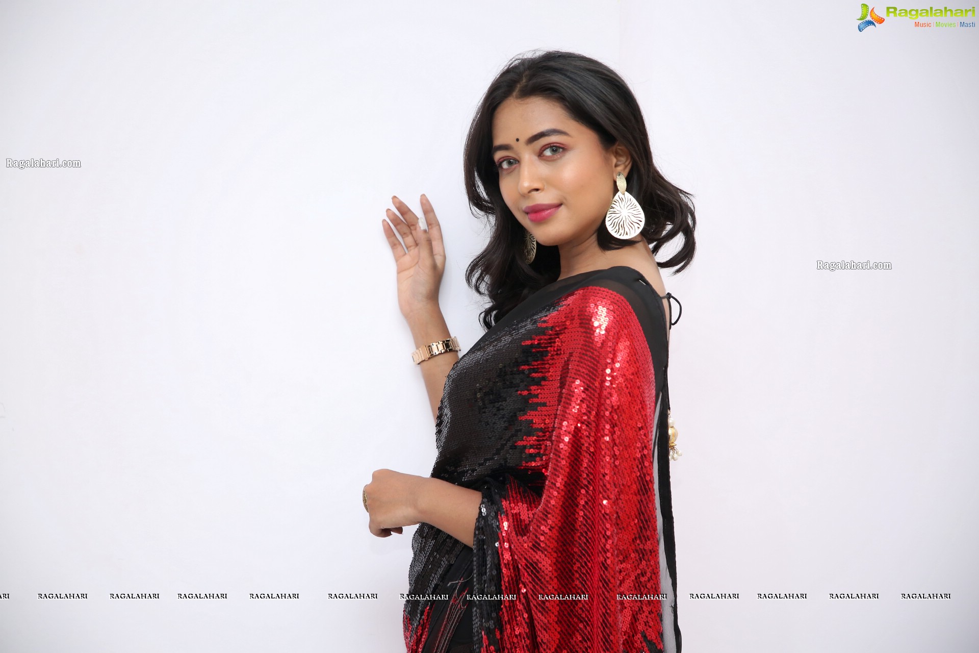 Rittika Chakraborty in Black and Red Saree, HD Photo Gallery