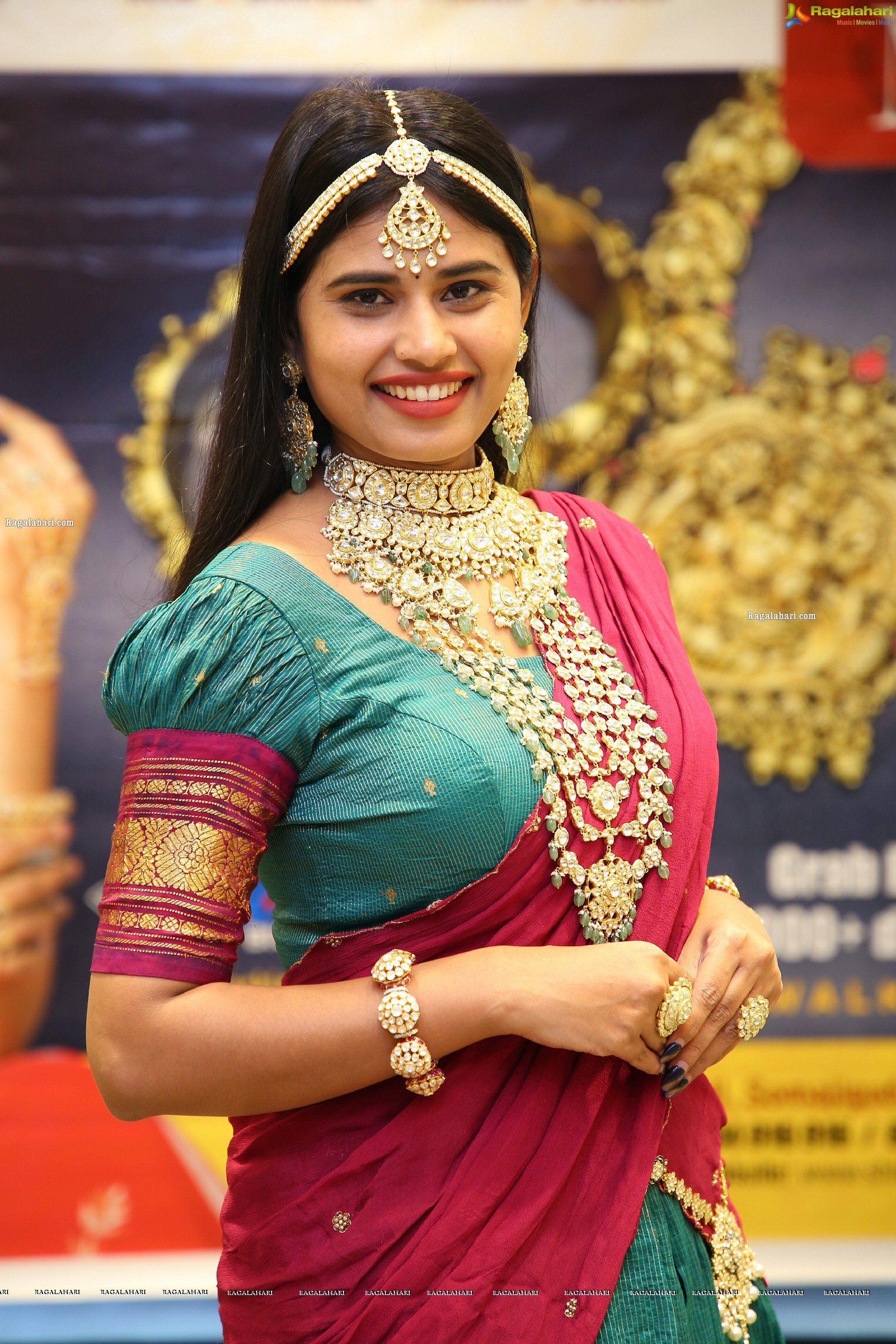 Sahasra Reddy in Traditional Jewellery, HD Photo Gallery