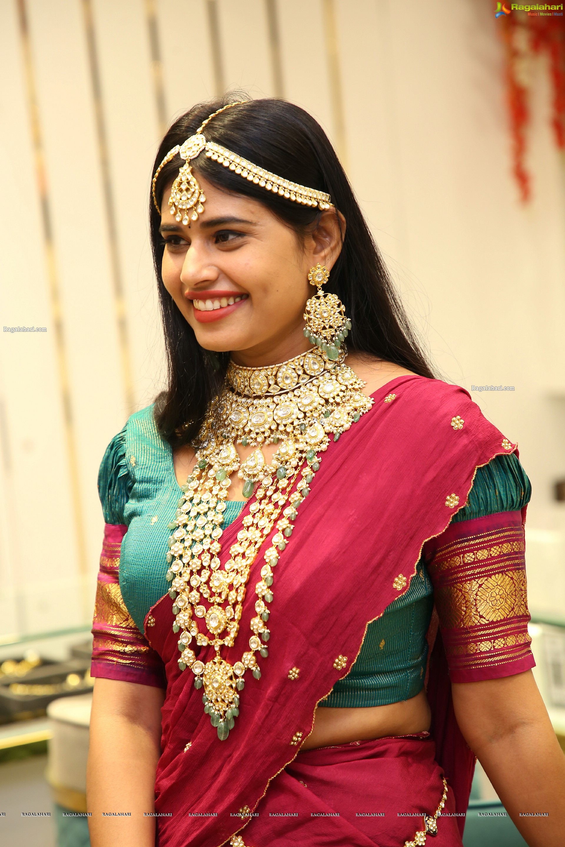 Sahasra Reddy in Traditional Jewellery, HD Photo Gallery