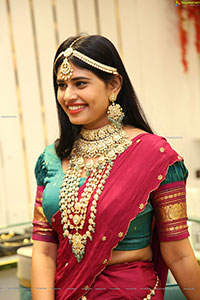 Sahasra Reddy in Traditional Jewellery