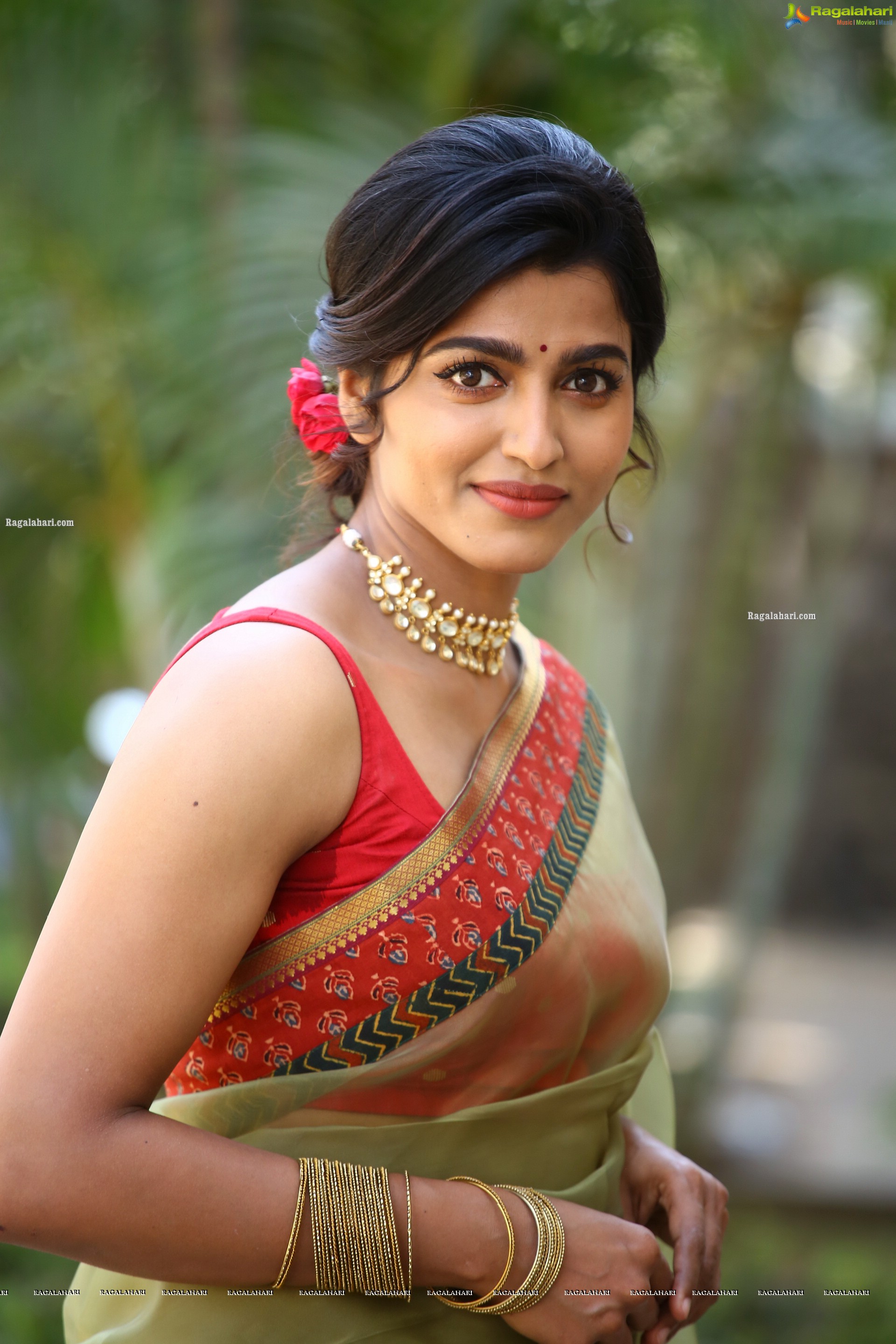 Sai Dhanshika at Shikaru Movie Trailer Launch, HD Photo Gallery