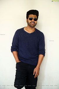 Sharwanand at Aadavallu Meeku Johaarlu Press Meet