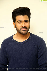 Sharwanand at Aadavallu Meeku Johaarlu Press Meet