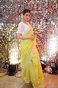 Shraddha Das in Lime Green Saree