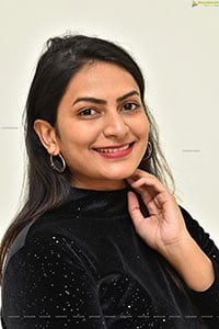 Swetha Varma at Sakala Gunabhi Rama Trailer Launch