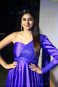 Varshini Sounderajan at Malli Modalaindi Event