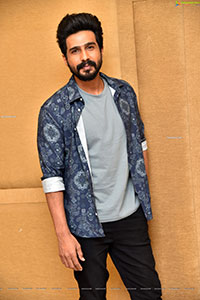 Vishnu Vishal at FIR Movie Interview