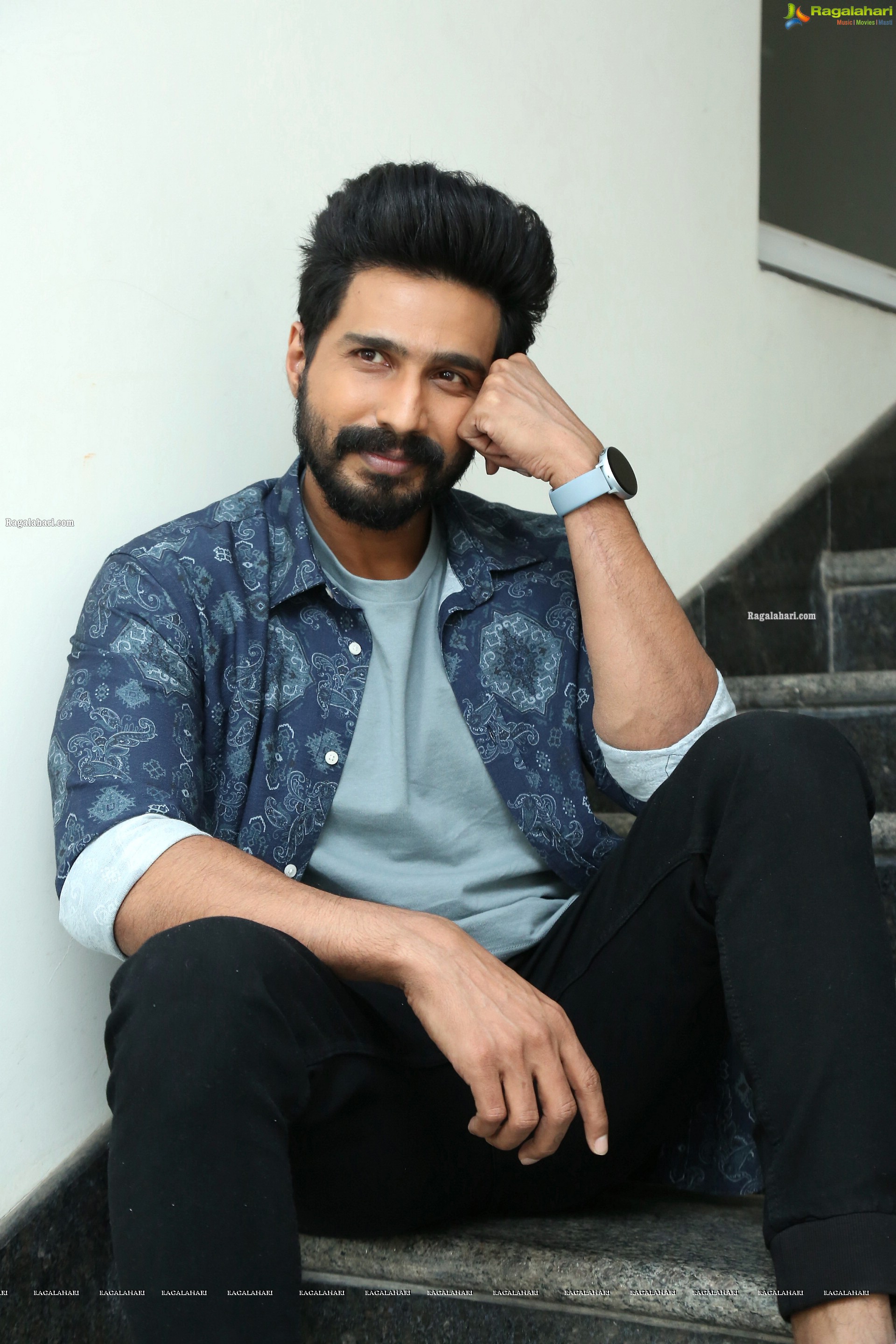 Vishnu Vishal at FIR Movie Interview, HD Photo Gallery