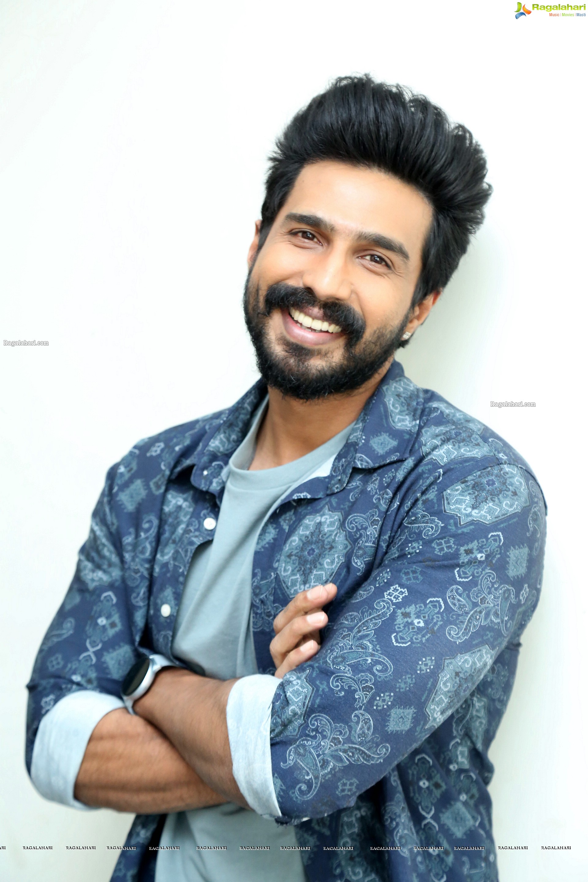 Vishnu Vishal at FIR Movie Interview, HD Photo Gallery