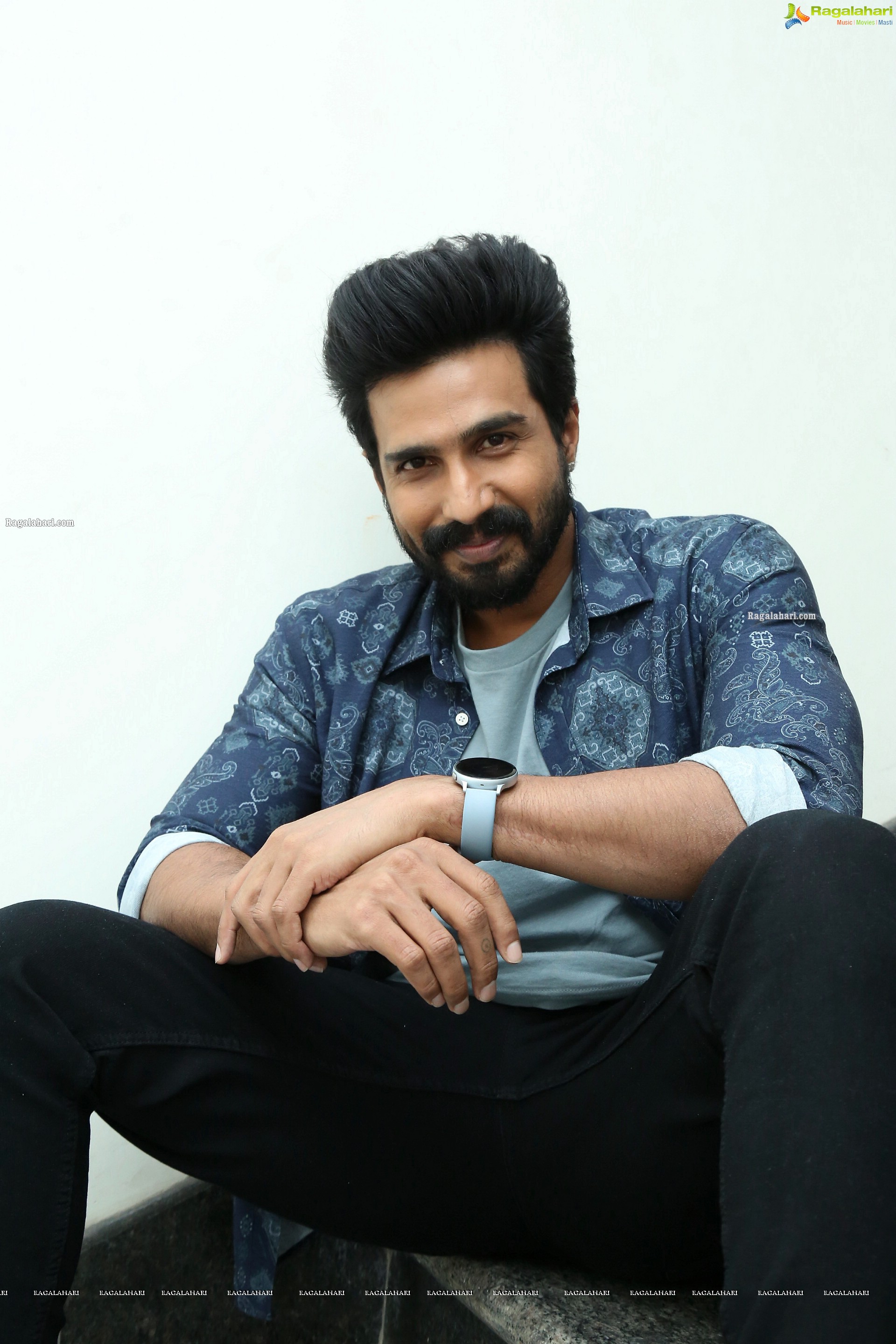 Vishnu Vishal at FIR Movie Interview, HD Photo Gallery