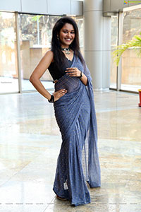 Yashaswi Shetty in Gray Saree