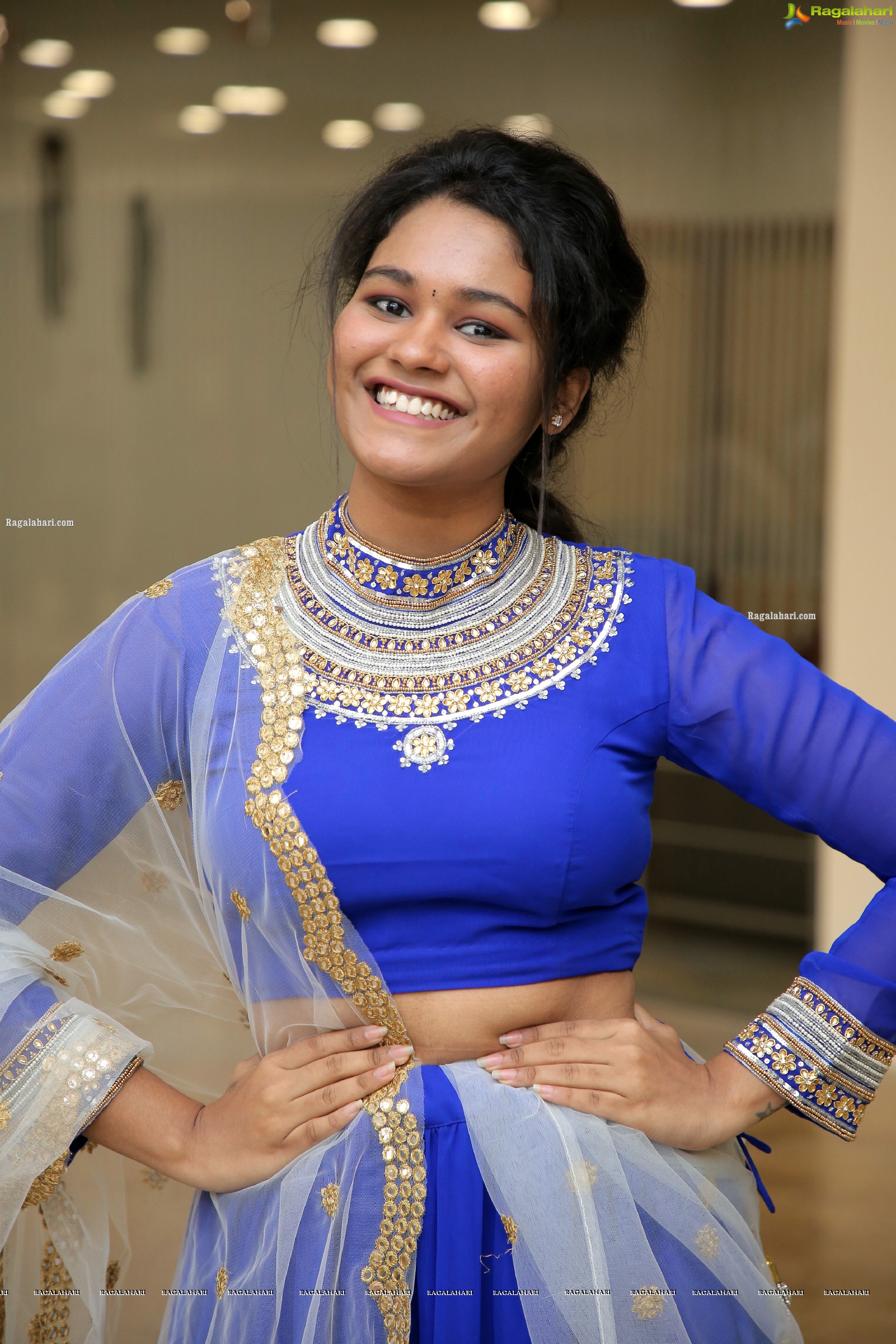 Model Yashaswi Shetty Latest Photos, HD Photo Gallery