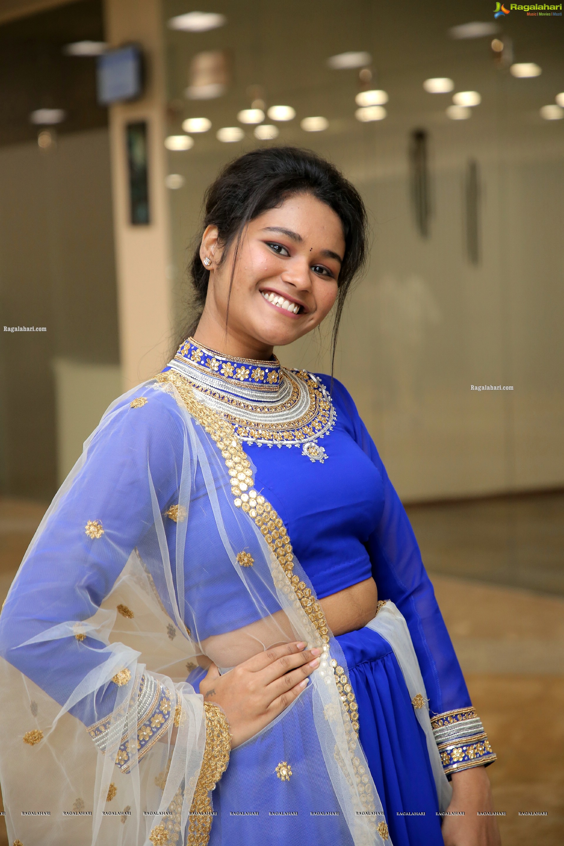 Model Yashaswi Shetty Latest Photos, HD Photo Gallery