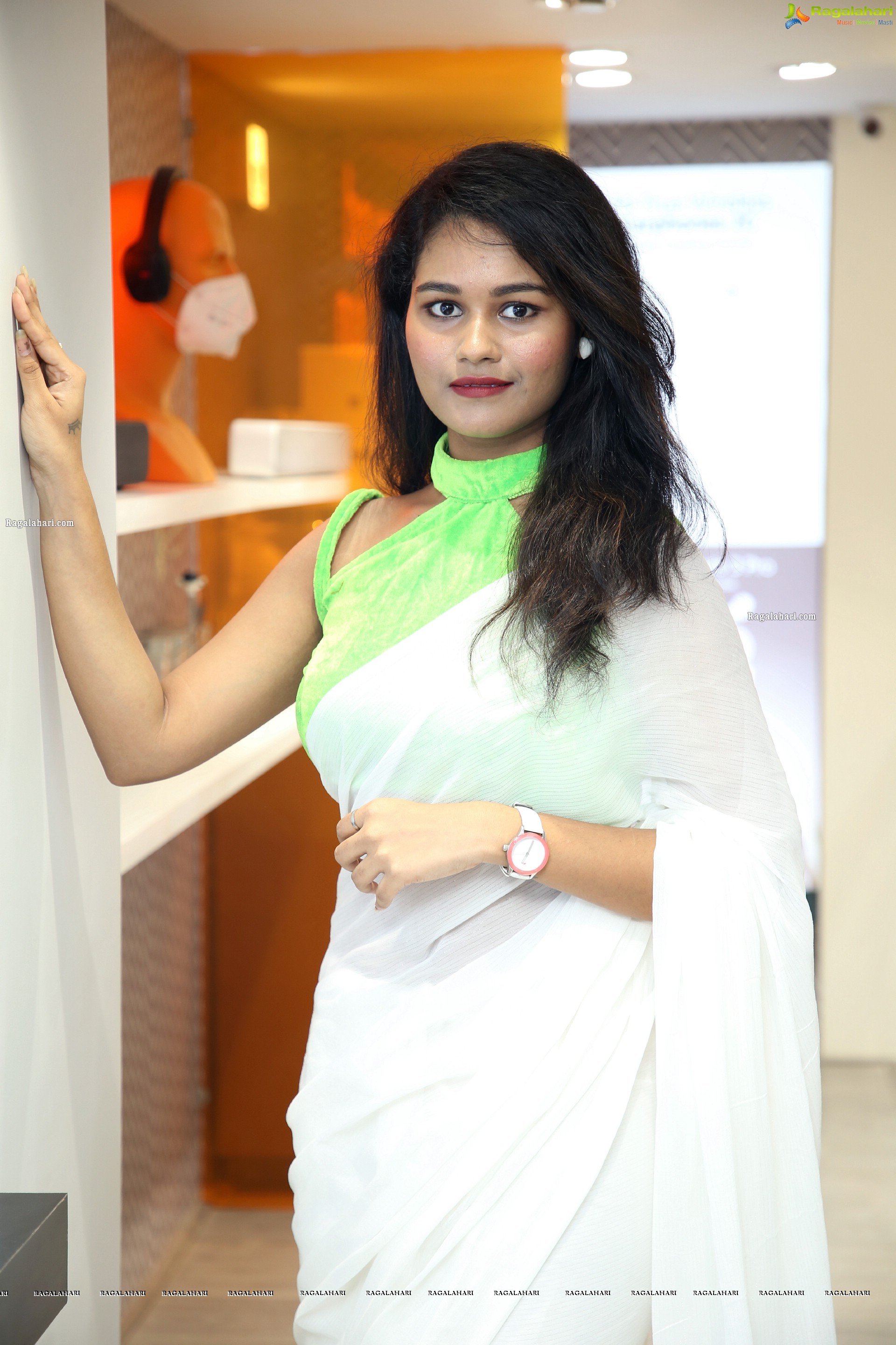 Yashaswi Shetty in Beautiful White Saree, HD Photo Gallery