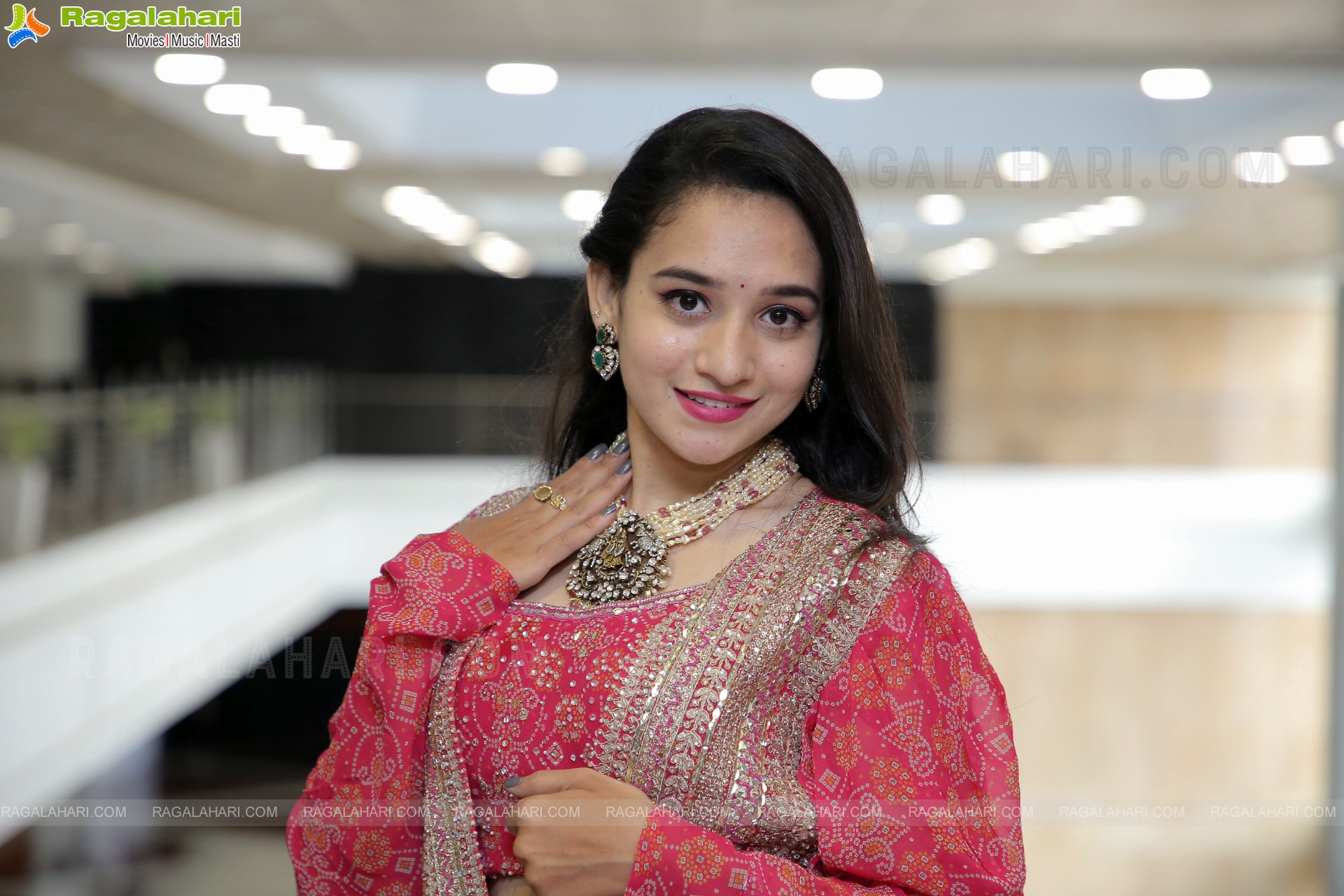 Bhuvaneshwari Latest Photoshoot Stills, HD Photo Gallery