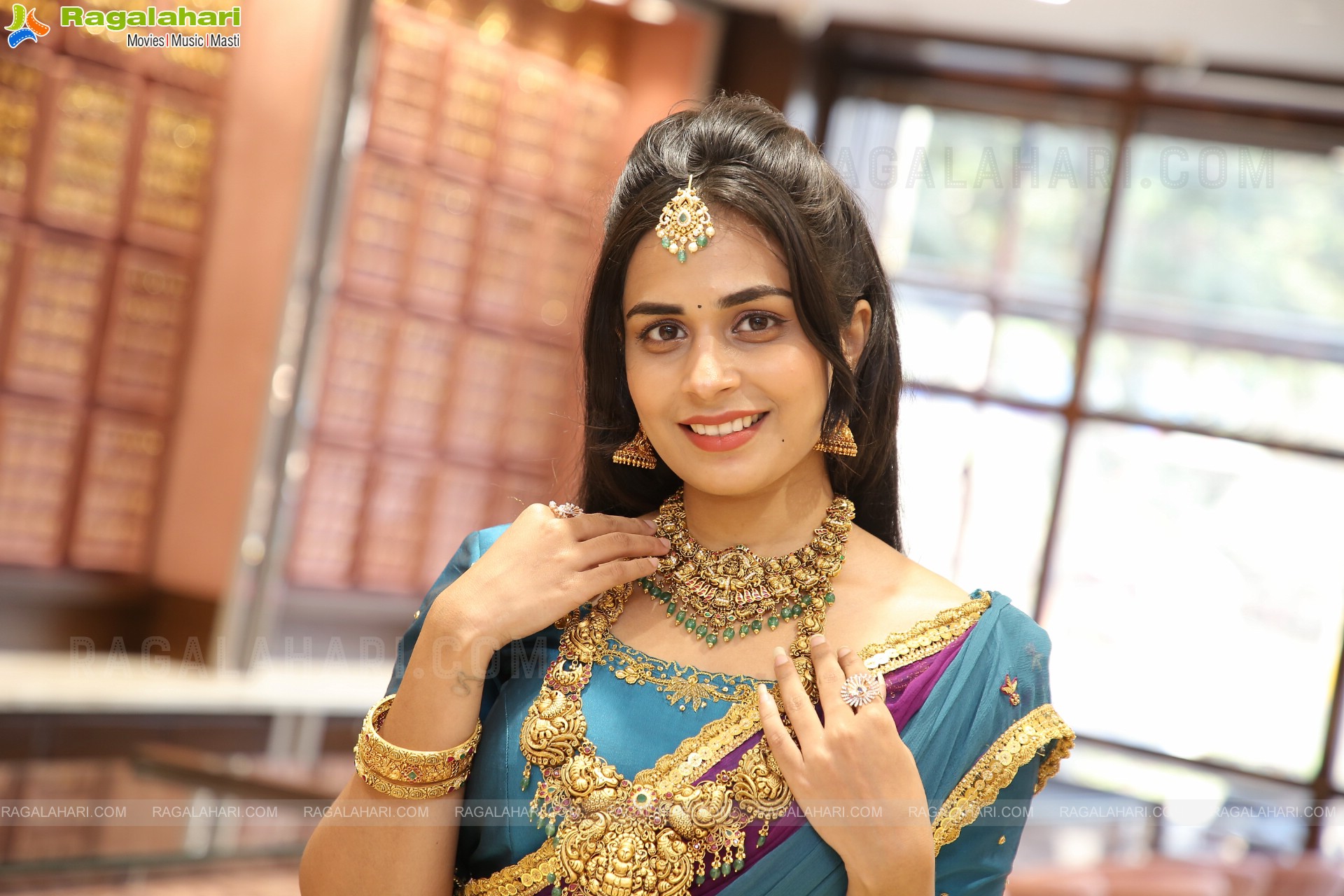 Mounica Poses With Jewellery, HD Photo Gallery