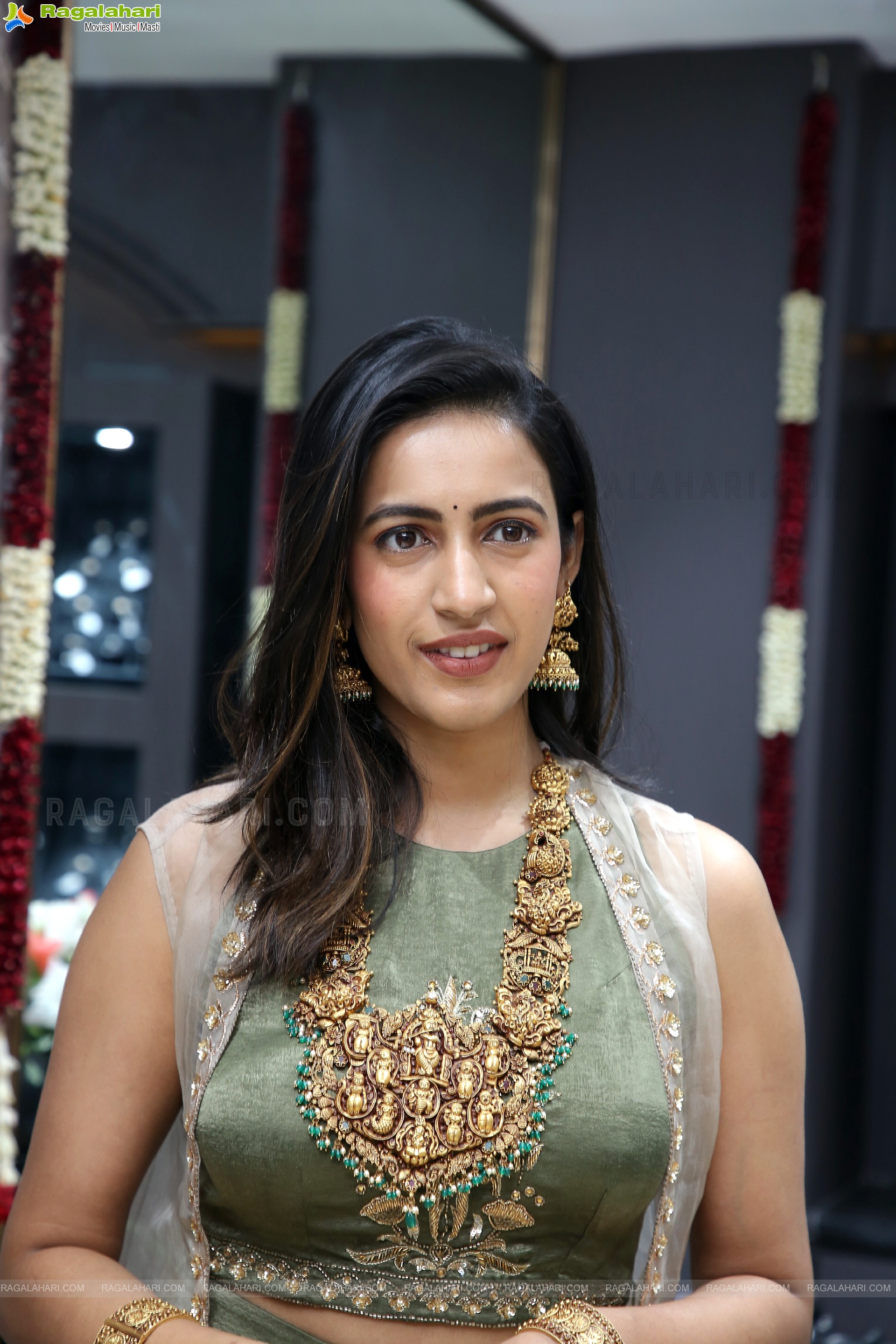 Niharika Konidela Poses With Jewellery, HD Photo Gallery