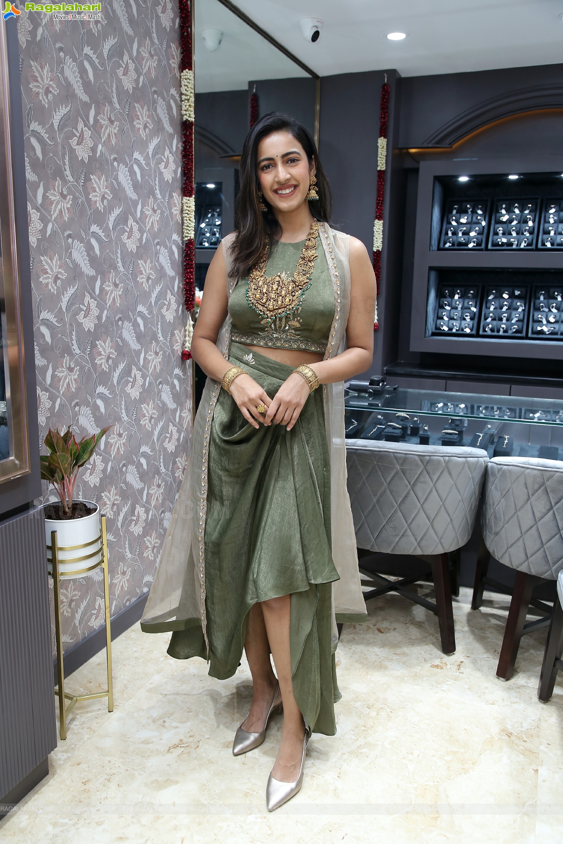 Niharika Konidela Poses With Jewellery, HD Photo Gallery