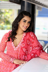 Kavya Thapar at Eagle Movie Interview, HD Gallery