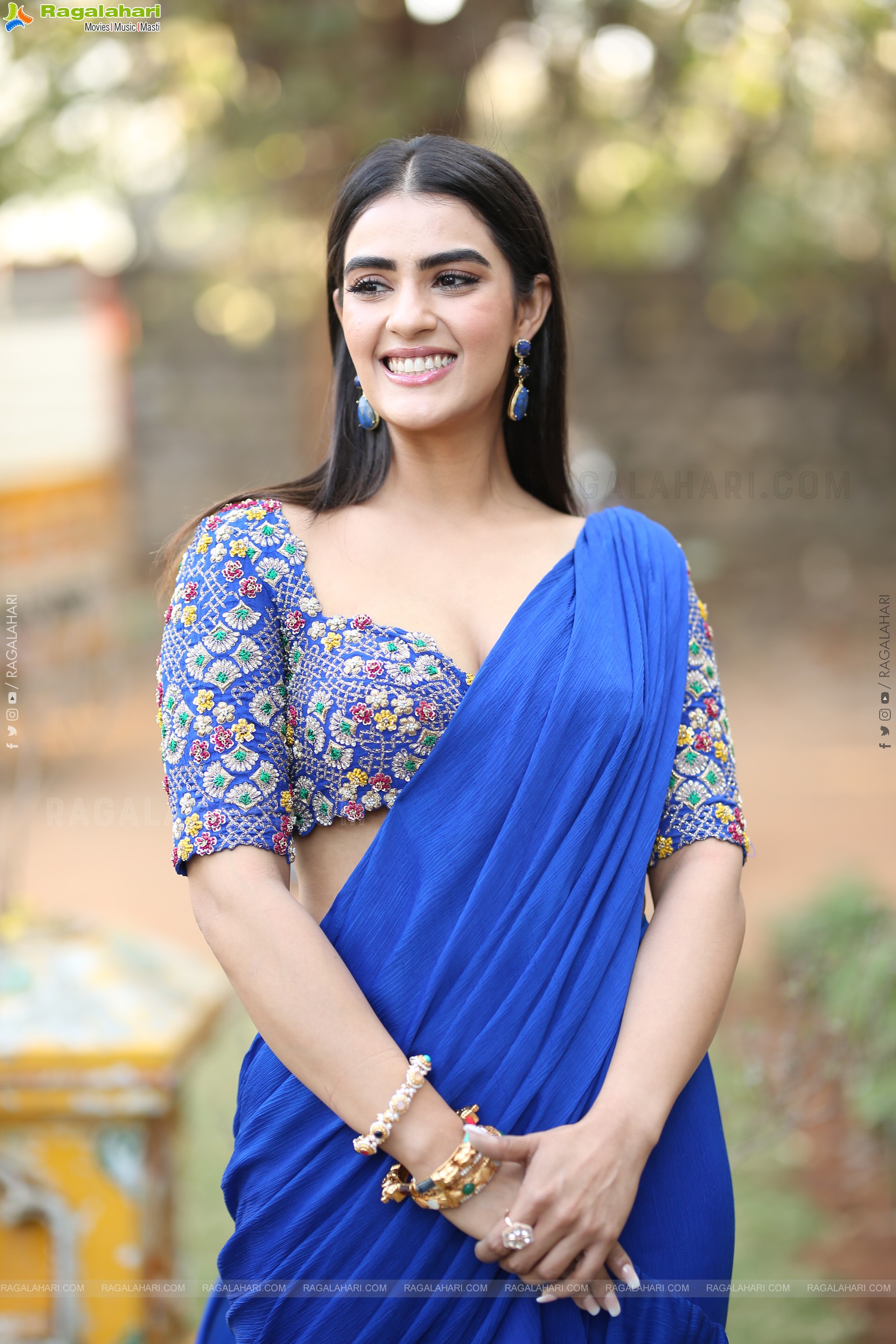 Kavya Thapar at Ooru Peru Bhairavakona Press Meet, HD Gallery