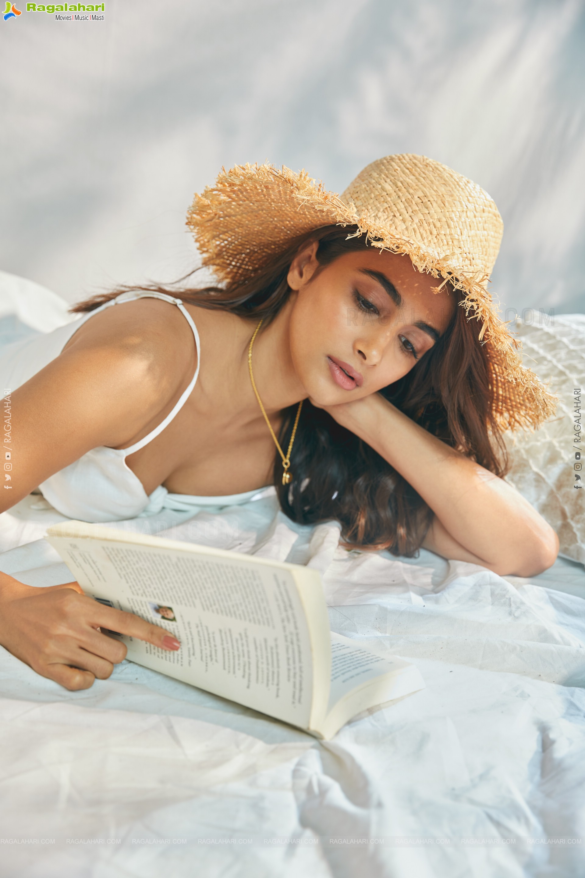 Pooja Hegde Latest Photoshoot Stills, HD Gallery