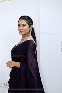 Actress Rashi Singh stills in Black Saree, HD Gallery