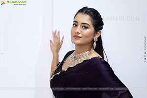 Actress Rashi Singh stills in Black Saree, HD Gallery