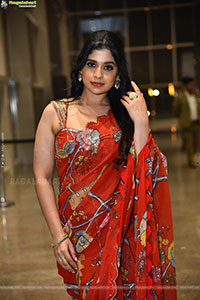 Aishwarya Hollakal at Brahma Anandam Pre Release Event