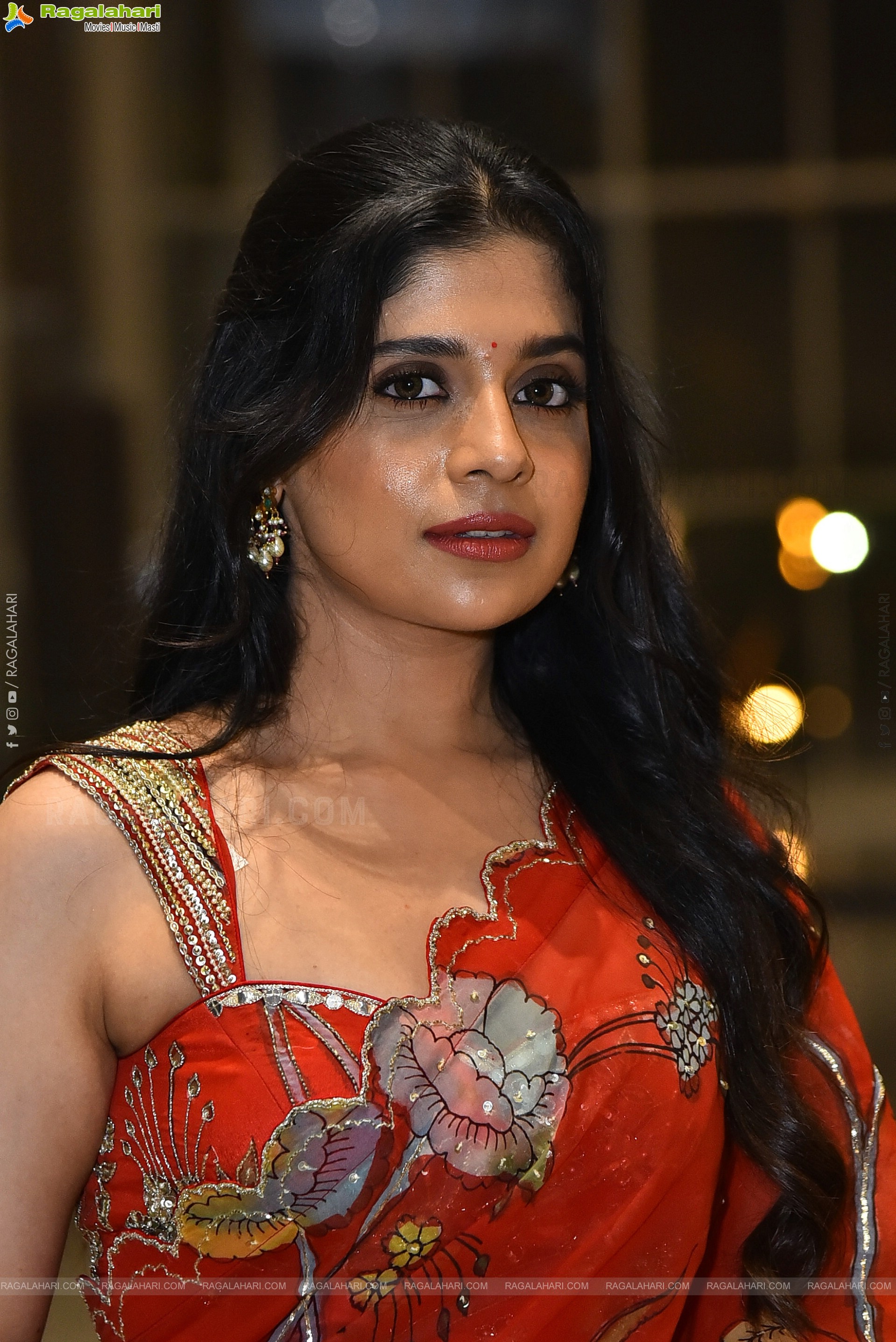 Aishwarya Hollakal at Brahma Anandam Pre Release Event, HD Gallery