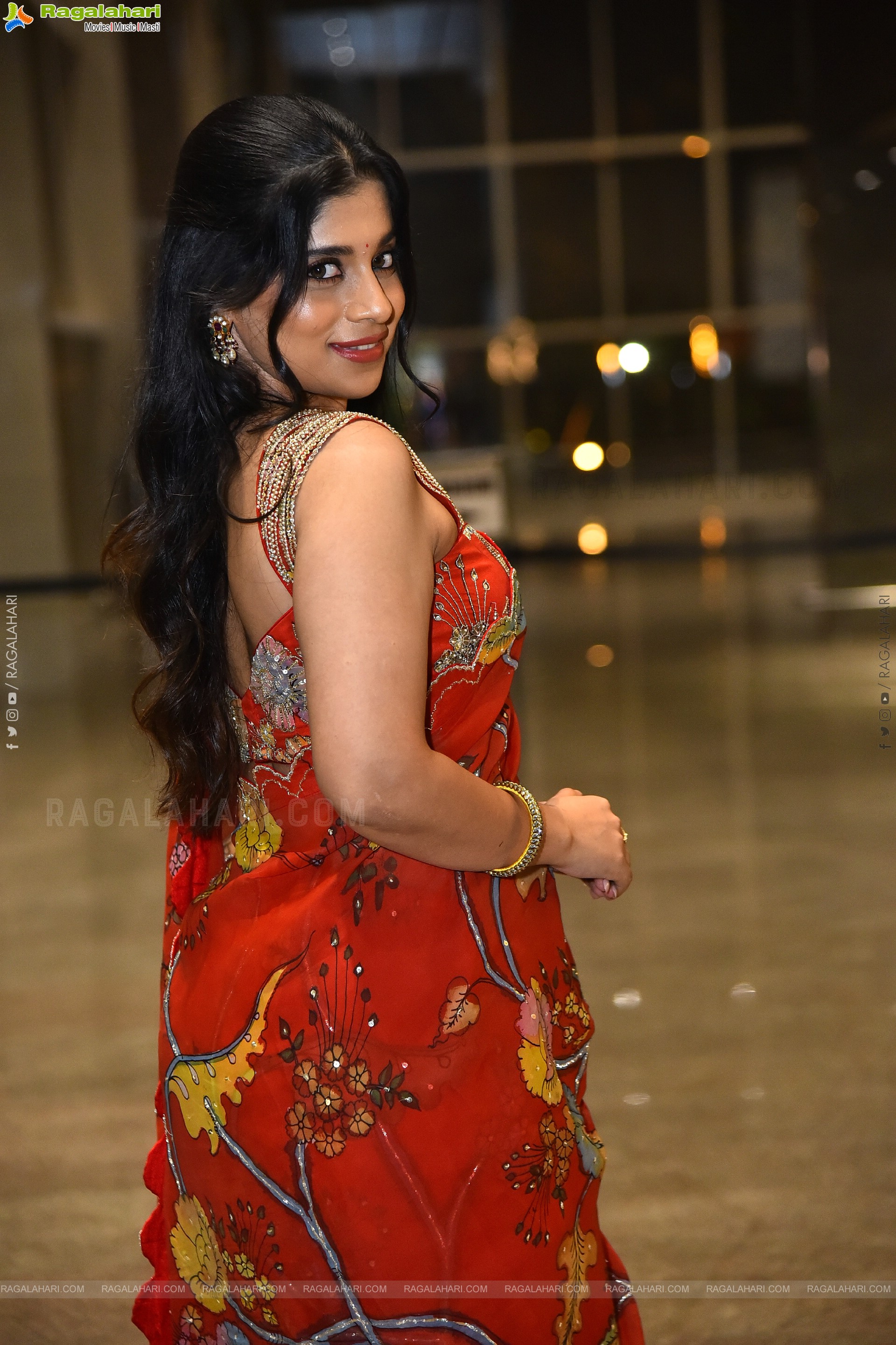 Aishwarya Hollakal at Brahma Anandam Pre Release Event, HD Gallery